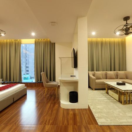 Dod Jala Hotel Sterling Plaza- Bangalore International Airport מראה חיצוני תמונה