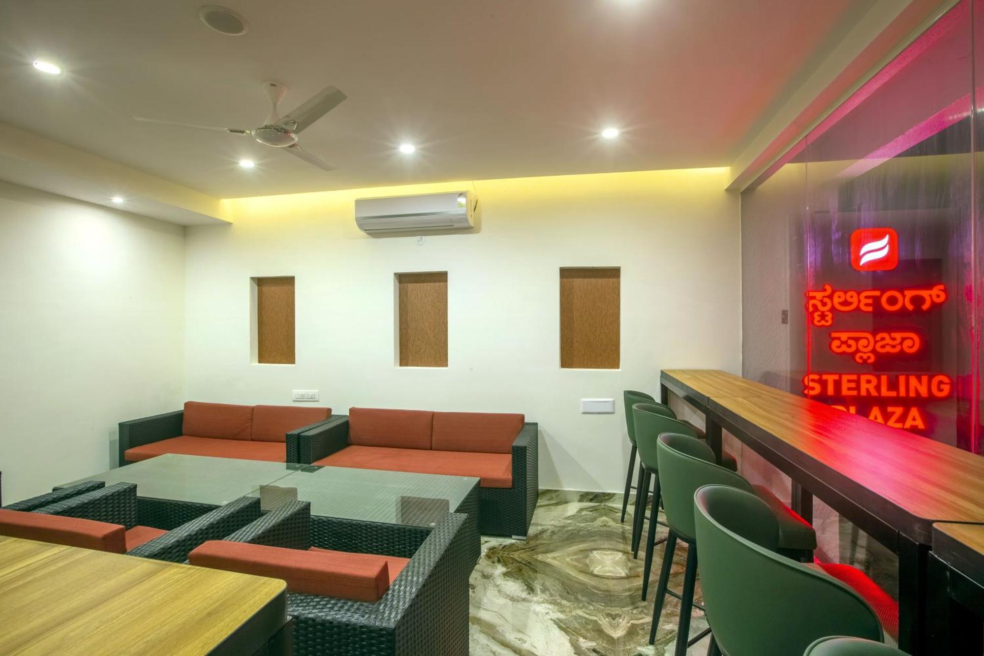 Dod Jala Hotel Sterling Plaza- Bangalore International Airport מראה חיצוני תמונה