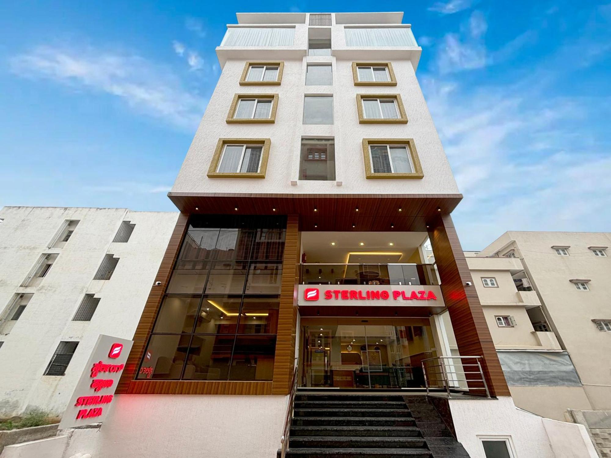 Dod Jala Hotel Sterling Plaza- Bangalore International Airport מראה חיצוני תמונה