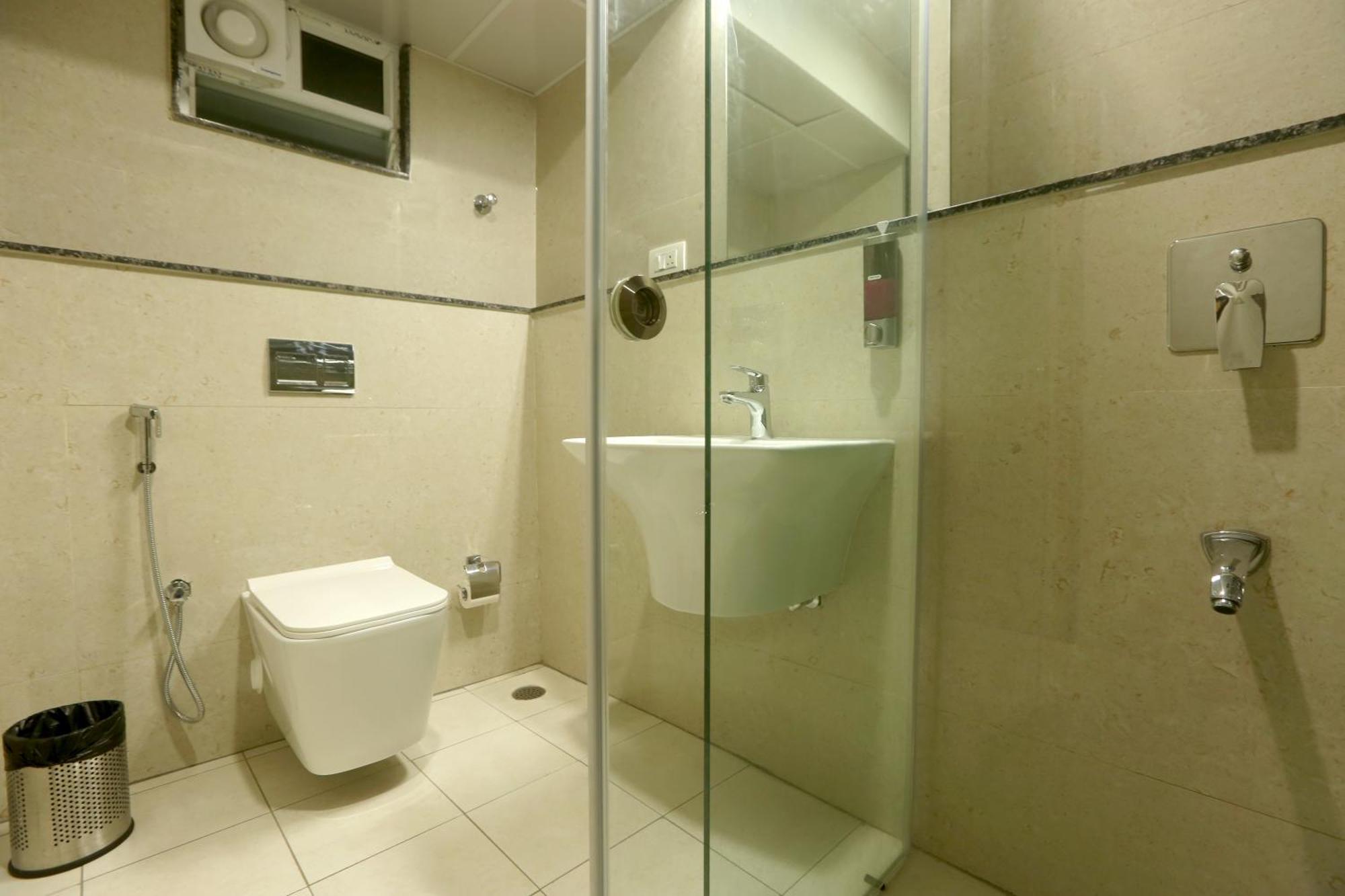 Dod Jala Hotel Sterling Plaza- Bangalore International Airport מראה חיצוני תמונה