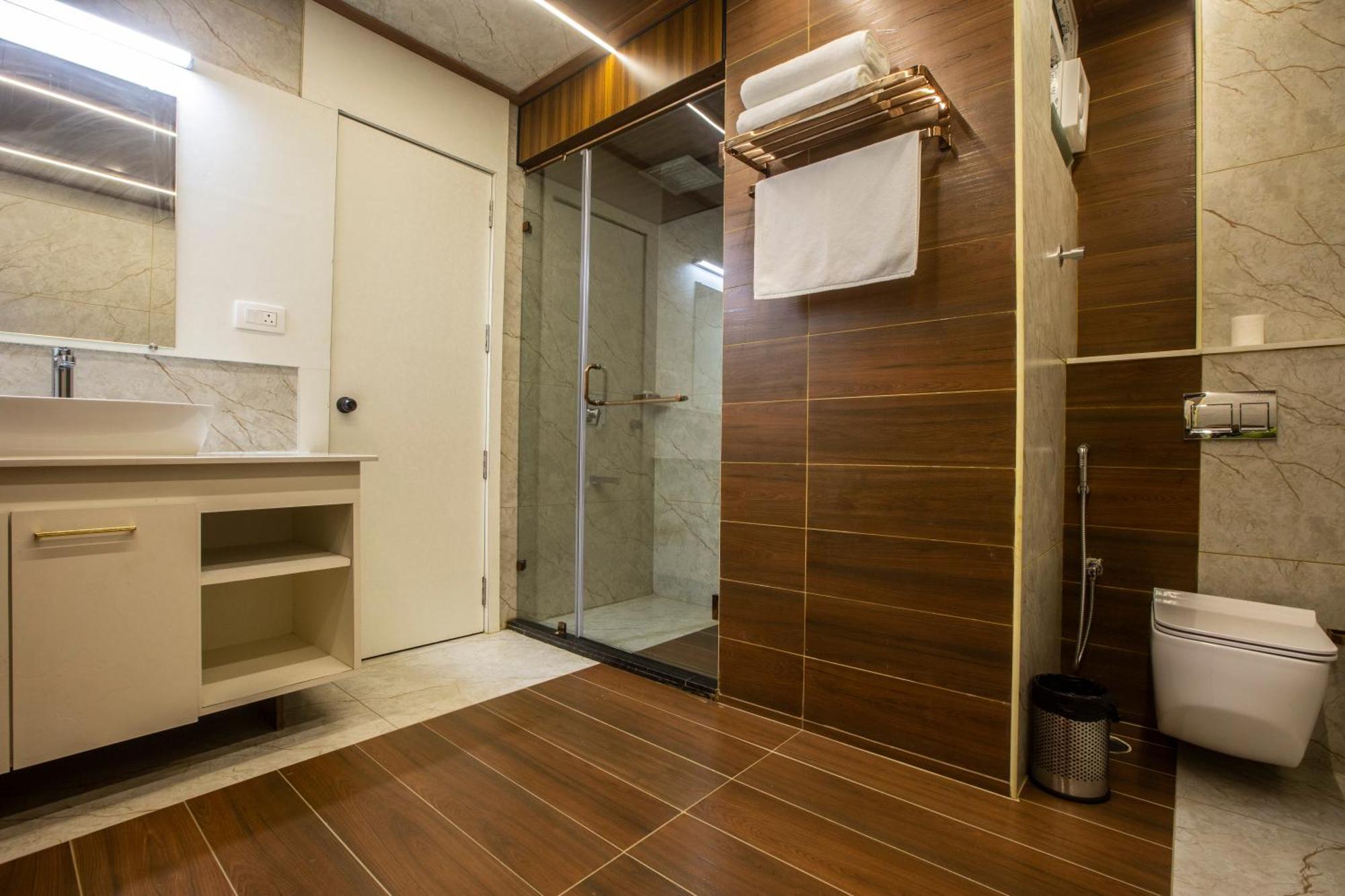 Dod Jala Hotel Sterling Plaza- Bangalore International Airport מראה חיצוני תמונה