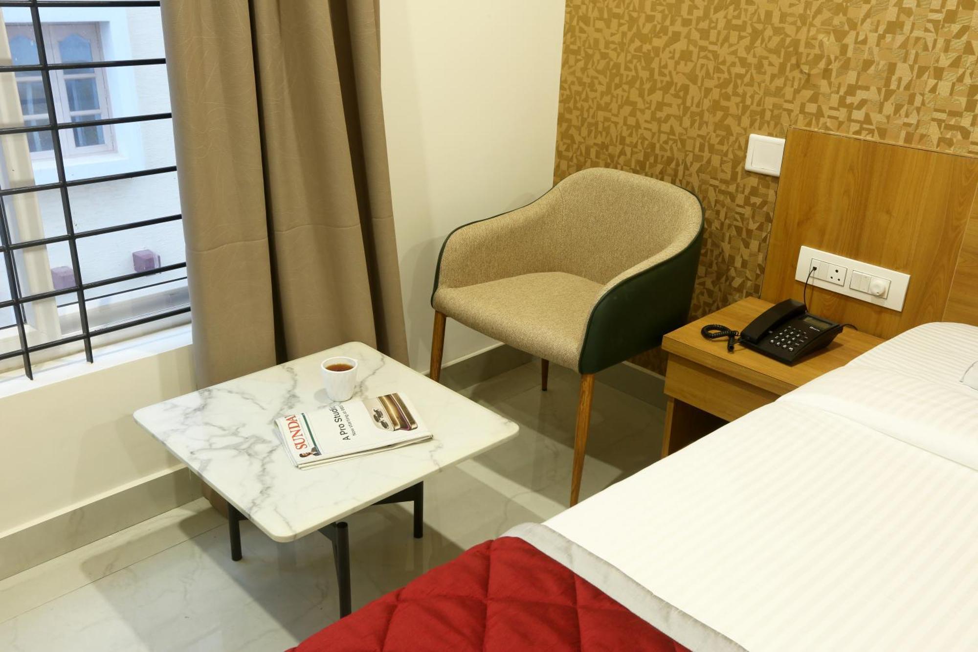 Dod Jala Hotel Sterling Plaza- Bangalore International Airport מראה חיצוני תמונה
